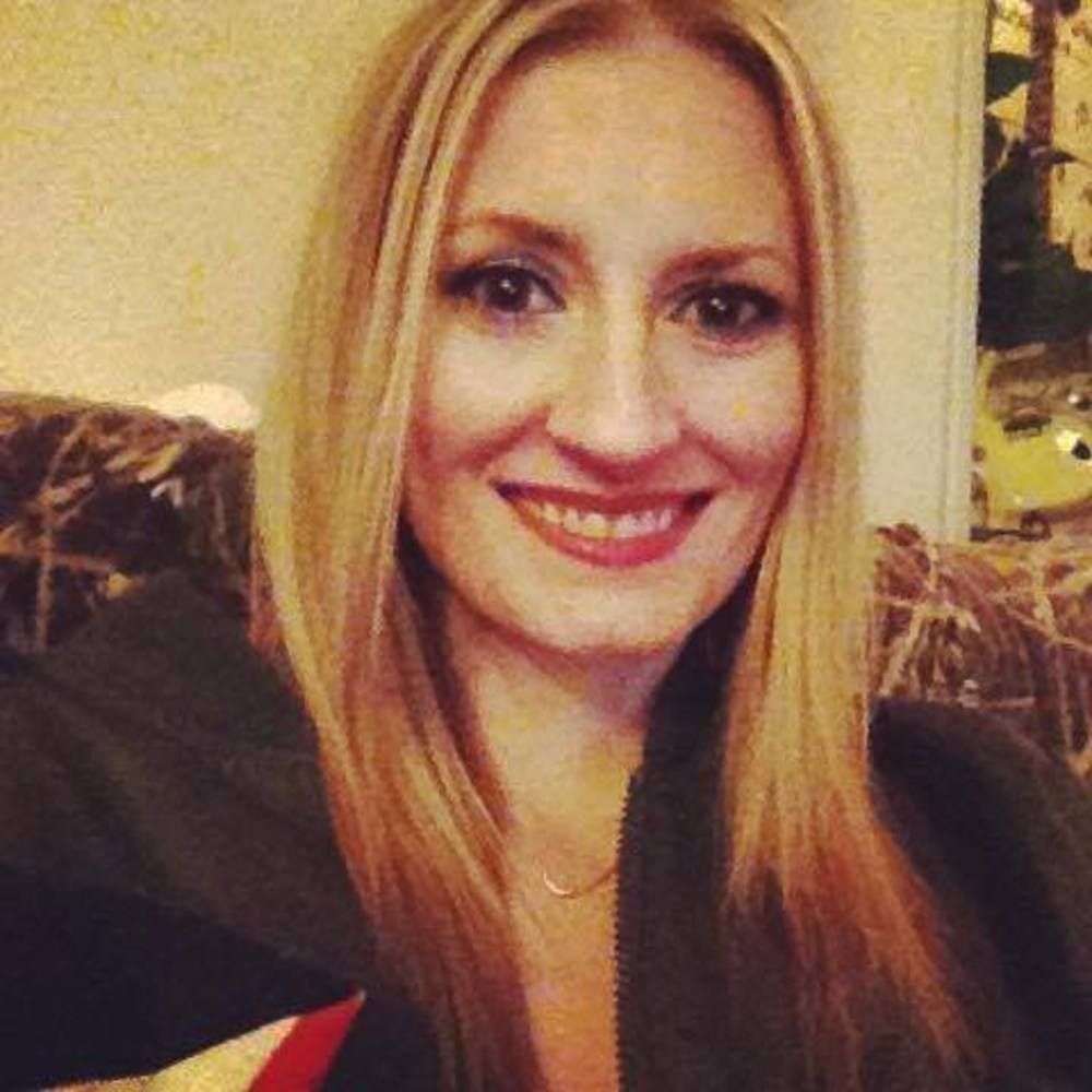 Meet your Posher, Claudia